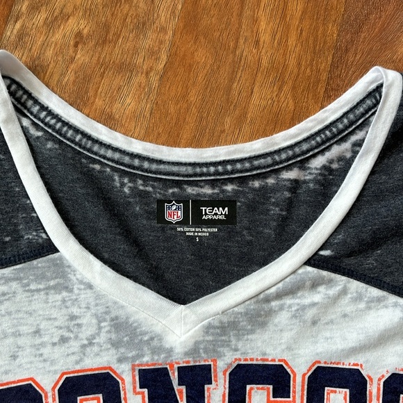 Like new NFL team apparel Denver Broncos - Picture 2 of 13